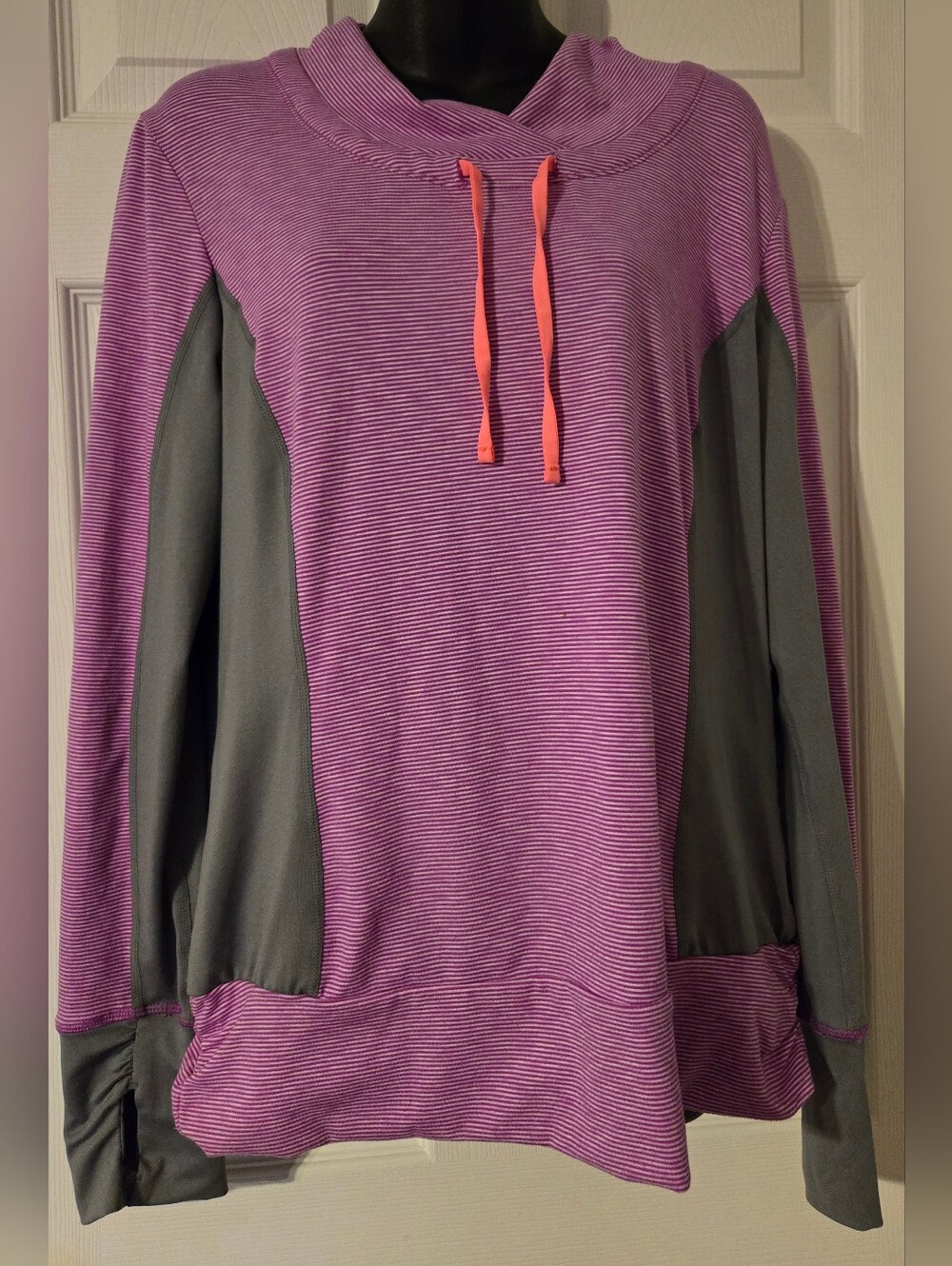 Kiwi Kate Mock Neck Sweatshirt XL